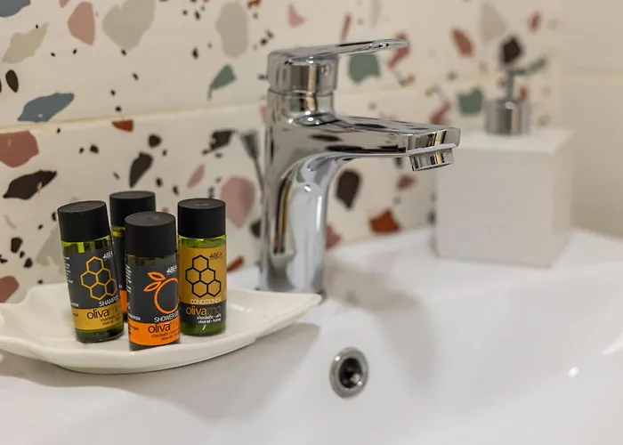 Bliss - 5' To Old Town *